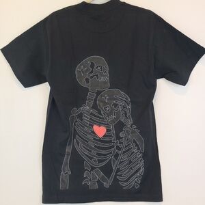NEW Shaka Men's Black Eternal Love T-Shirt Sz M Print On Heavyweight Tee NWOT